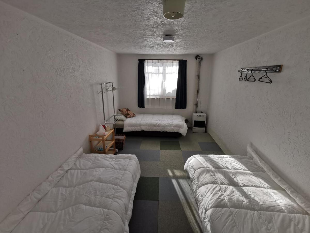 Hakuba Powder Republic Bed and Breakfast Buitenkant foto