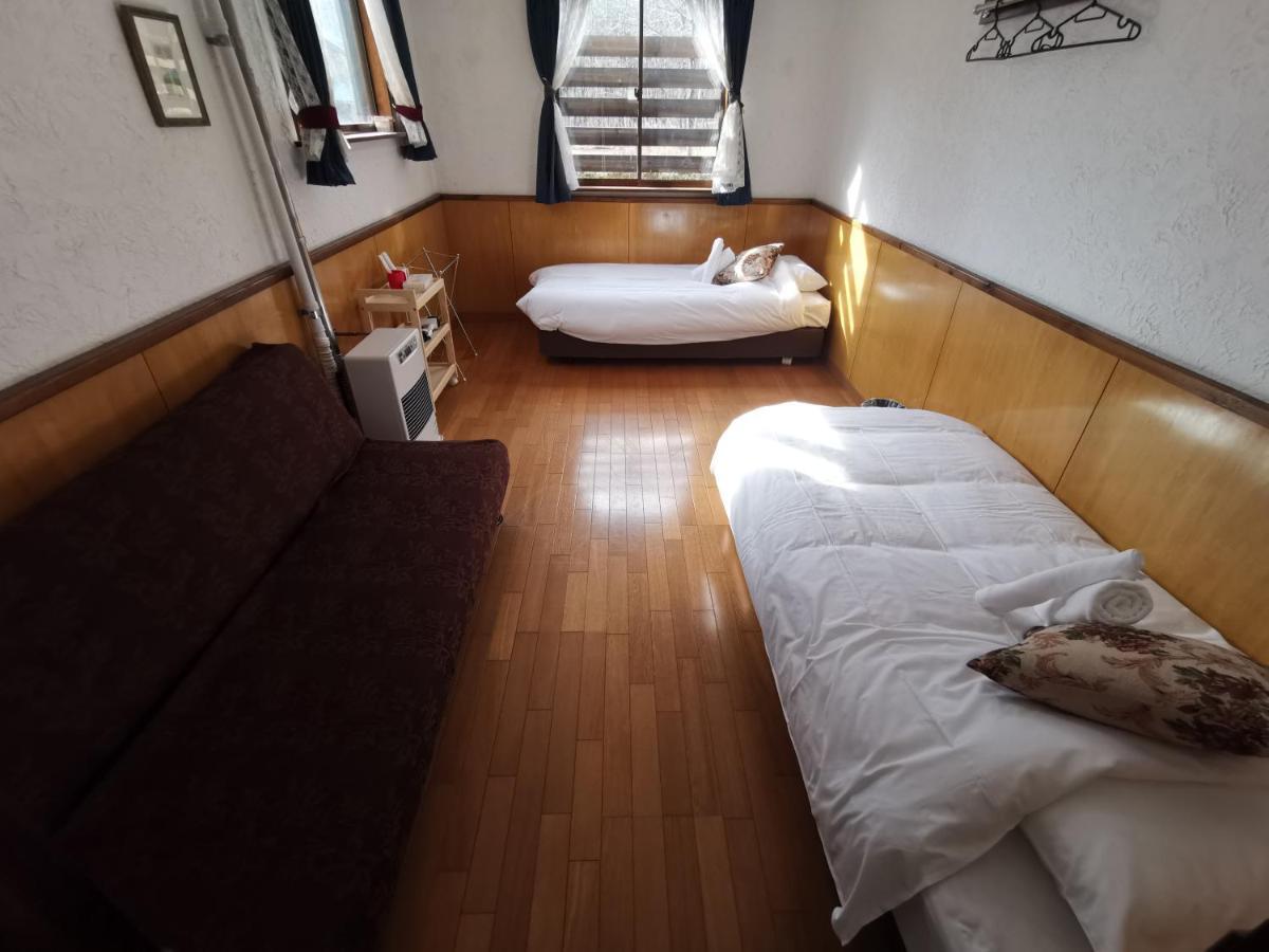 Hakuba Powder Republic Bed and Breakfast Buitenkant foto
